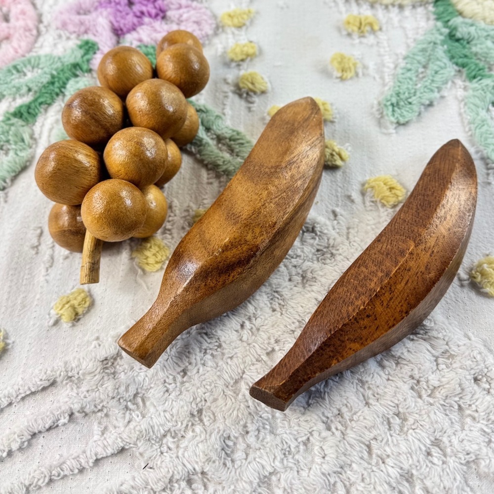 Vintage Hand Carved Wooden Fruit Set Grapes and Bananas Mid Century Decor 3pc